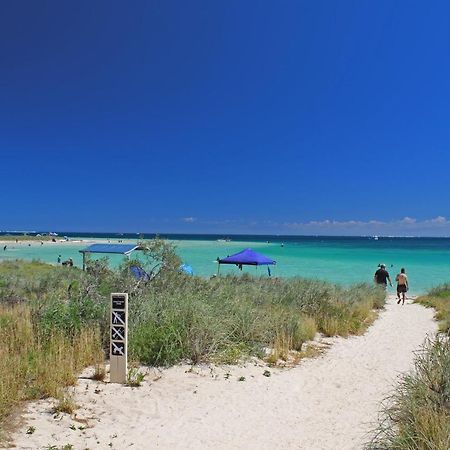 Hostel Ningaloo Club Backpackers Coral Bay Zewnętrze zdjęcie